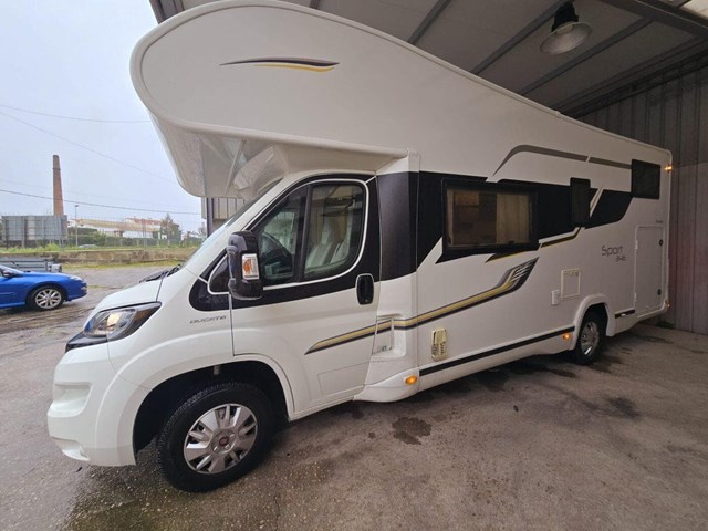 AUTOCARAVANA BENIMAR SPORT 346 CAPUCHINA