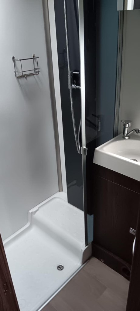 Foto 9 AUTOCARAVANA BENIMAR SPORT 346 CAPUCHINA