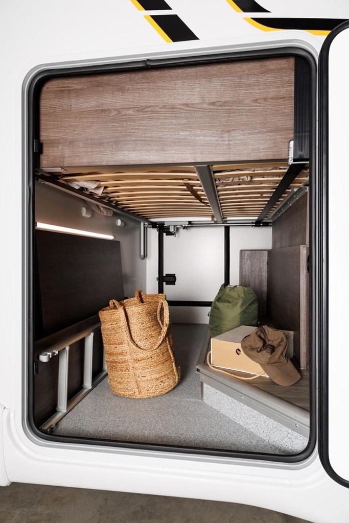 Foto 7 AUTOCARAVANA PERFILADA BENIMAR TESSORO 440 UP